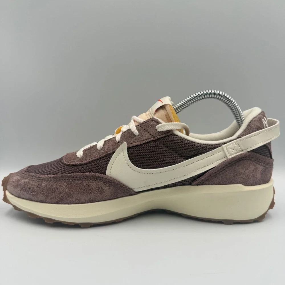 Nike Waffle Debut Womens Size 9.5 Sneakers Suede Mesh Brown DX2931-200